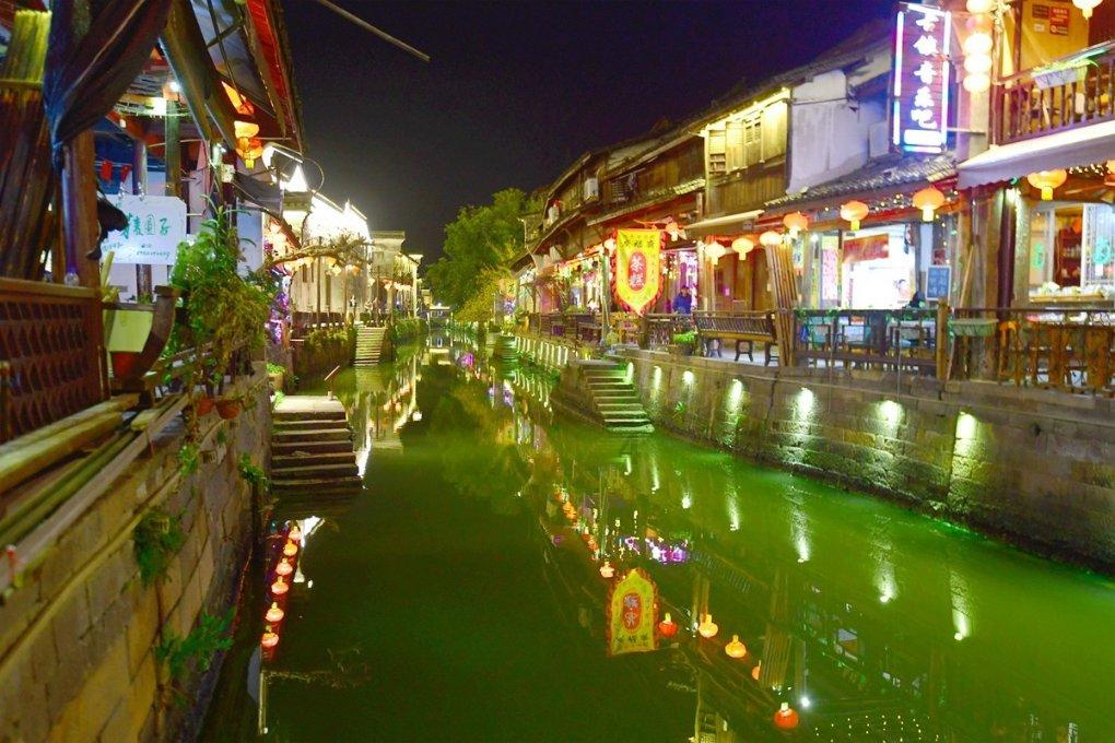 哈尔滨新区公交公司冰雪季开展特色旅游定制公交服务
